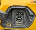 Желтый Пежо e-208, объемом двигателя 0 л и пробегом 129 тыс. км за 14399 $, фото 44 на Automoto.ua