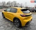 Желтый Пежо e-208, объемом двигателя 0 л и пробегом 129 тыс. км за 14399 $, фото 6 на Automoto.ua