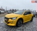 Желтый Пежо e-208, объемом двигателя 0 л и пробегом 129 тыс. км за 14399 $, фото 2 на Automoto.ua