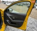 Жовтий Пежо e-208, об'ємом двигуна 0 л та пробігом 90 тис. км за 14699 $, фото 39 на Automoto.ua