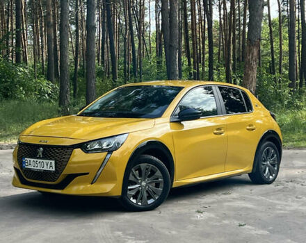 Желтый Пежо e-208, объемом двигателя 0 л и пробегом 40 тыс. км за 15200 $, фото 28 на Automoto.ua