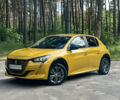 Желтый Пежо e-208, объемом двигателя 0 л и пробегом 40 тыс. км за 15200 $, фото 28 на Automoto.ua