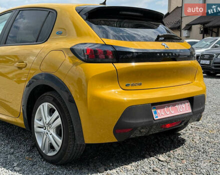 Желтый Пежо e-208, объемом двигателя 0 л и пробегом 6 тыс. км за 17900 $, фото 8 на Automoto.ua