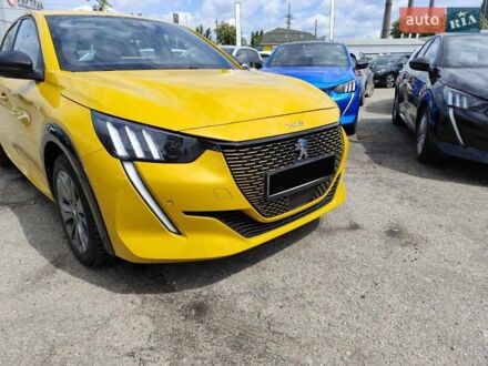 Пежо e-208 2021 в Киеве на Automoto.ua Желтый Пежо e-208, объемом двигателя 0 л и пробегом 52 тыс. км за 15999 $, фото 1 на Automoto.ua