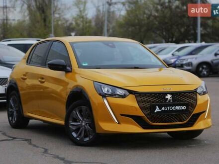 Пежо e-208 2022 в Киеве на Automoto.ua Желтый Пежо e-208, объемом двигателя 0 л и пробегом 38 тыс. км за 16900 $, фото 1 на Automoto.ua