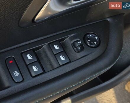 Серый Пежо e-208, объемом двигателя 0 л и пробегом 82 тыс. км за 14744 $, фото 18 на Automoto.ua