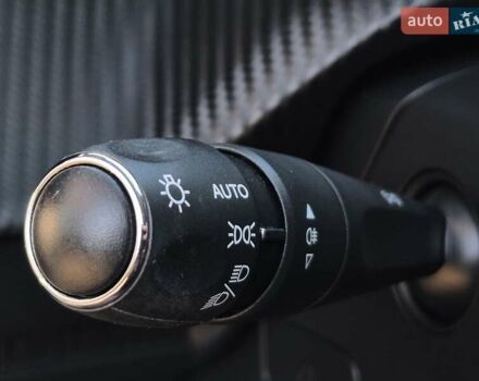 Серый Пежо e-208, объемом двигателя 0 л и пробегом 82 тыс. км за 14744 $, фото 26 на Automoto.ua