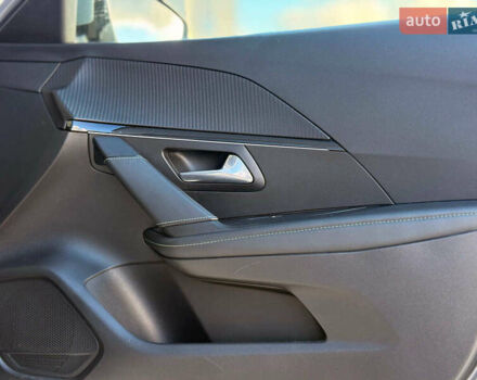 Сірий Пежо e-208, об'ємом двигуна 0 л та пробігом 109 тис. км за 12440 $, фото 21 на Automoto.ua