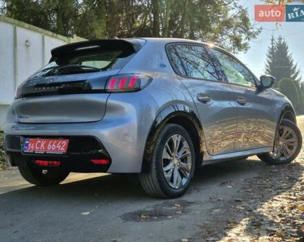 Серый Пежо e-208, объемом двигателя 0 л и пробегом 82 тыс. км за 14744 $, фото 4 на Automoto.ua