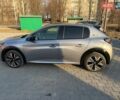Серый Пежо e-208, объемом двигателя 0 л и пробегом 77 тыс. км за 16350 $, фото 3 на Automoto.ua