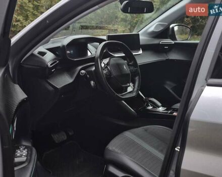 Серый Пежо e-208, объемом двигателя 0 л и пробегом 102 тыс. км за 15064 $, фото 16 на Automoto.ua