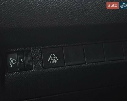 Серый Пежо e-208, объемом двигателя 0 л и пробегом 102 тыс. км за 15064 $, фото 29 на Automoto.ua