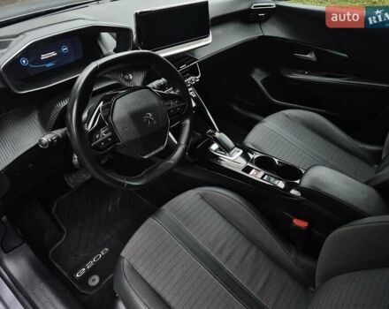 Серый Пежо e-208, объемом двигателя 0 л и пробегом 102 тыс. км за 15064 $, фото 17 на Automoto.ua