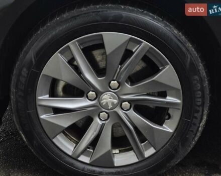 Серый Пежо e-208, объемом двигателя 0 л и пробегом 102 тыс. км за 15064 $, фото 36 на Automoto.ua