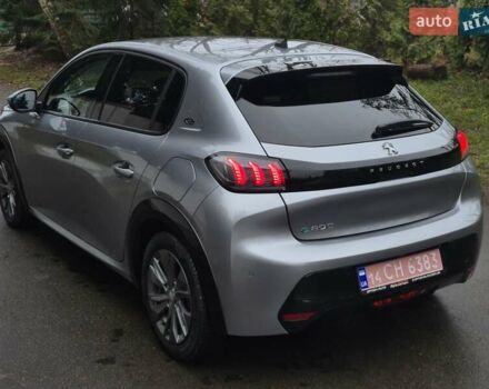 Серый Пежо e-208, объемом двигателя 0 л и пробегом 102 тыс. км за 15064 $, фото 5 на Automoto.ua