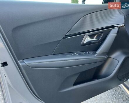 Серый Пежо e-208, объемом двигателя 0 л и пробегом 79 тыс. км за 15250 $, фото 20 на Automoto.ua