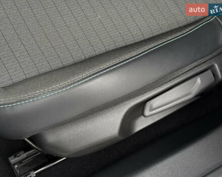 Серый Пежо e-208, объемом двигателя 0 л и пробегом 76 тыс. км за 13500 $, фото 30 на Automoto.ua