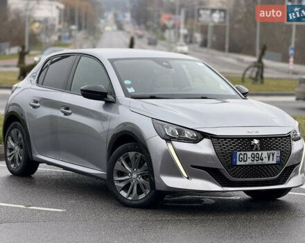 Серый Пежо e-208, объемом двигателя 0 л и пробегом 76 тыс. км за 13500 $, фото 3 на Automoto.ua