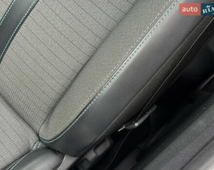 Серый Пежо e-208, объемом двигателя 0 л и пробегом 76 тыс. км за 13500 $, фото 31 на Automoto.ua