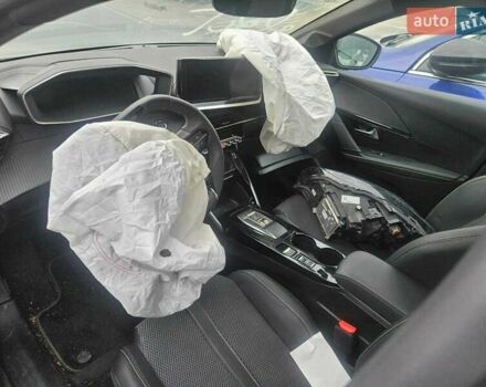 Серый Пежо e-208, объемом двигателя 0 л и пробегом 41 тыс. км за 10999 $, фото 5 на Automoto.ua