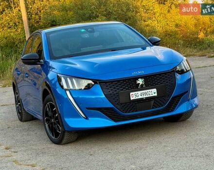 Синий Пежо e-208, объемом двигателя 0 л и пробегом 37 тыс. км за 14650 $, фото 1 на Automoto.ua