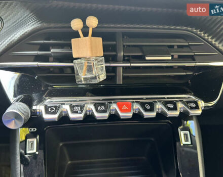 Синій Пежо e-208, об'ємом двигуна 0 л та пробігом 49 тис. км за 14000 $, фото 11 на Automoto.ua