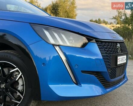 Синий Пежо e-208, объемом двигателя 0 л и пробегом 37 тыс. км за 14650 $, фото 3 на Automoto.ua
