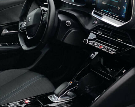 Синий Пежо e-208, объемом двигателя 0 л и пробегом 81 тыс. км за 12800 $, фото 1 на Automoto.ua