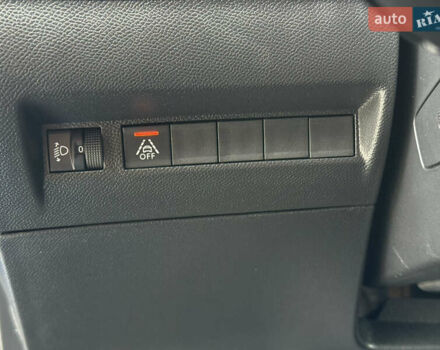 Синий Пежо e-208, объемом двигателя 0 л и пробегом 61 тыс. км за 13300 $, фото 20 на Automoto.ua