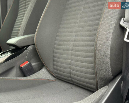 Синий Пежо e-208, объемом двигателя 0 л и пробегом 61 тыс. км за 13300 $, фото 19 на Automoto.ua