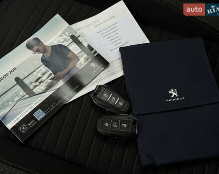 Синий Пежо e-208, объемом двигателя 0 л и пробегом 61 тыс. км за 13300 $, фото 4 на Automoto.ua