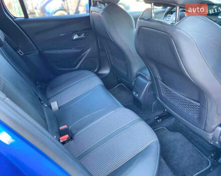 Синій Пежо e-208, об'ємом двигуна 0 л та пробігом 15 тис. км за 16650 $, фото 5 на Automoto.ua
