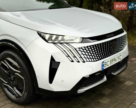 Белый Пежо e-3008, объемом двигателя 0 л и пробегом 1 тыс. км за 37950 $, фото 16 на Automoto.ua