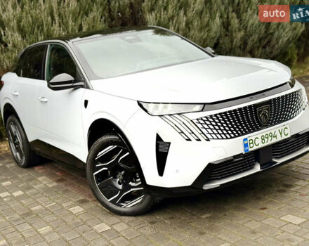 Белый Пежо e-3008, объемом двигателя 0 л и пробегом 1 тыс. км за 37950 $, фото 17 на Automoto.ua