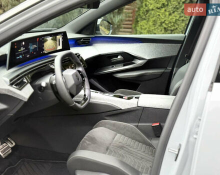 Белый Пежо e-3008, объемом двигателя 0 л и пробегом 1 тыс. км за 37950 $, фото 40 на Automoto.ua