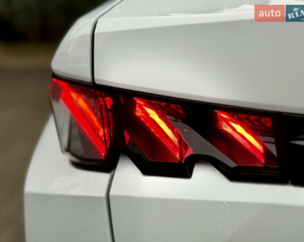 Белый Пежо e-3008, объемом двигателя 0 л и пробегом 1 тыс. км за 37950 $, фото 33 на Automoto.ua