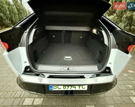 Белый Пежо e-3008, объемом двигателя 0 л и пробегом 1 тыс. км за 37950 $, фото 74 на Automoto.ua