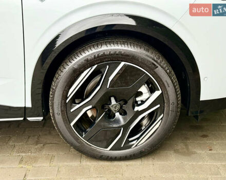 Белый Пежо e-3008, объемом двигателя 0 л и пробегом 1 тыс. км за 37950 $, фото 84 на Automoto.ua