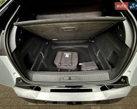 Белый Пежо e-3008, объемом двигателя 0 л и пробегом 1 тыс. км за 37950 $, фото 79 на Automoto.ua