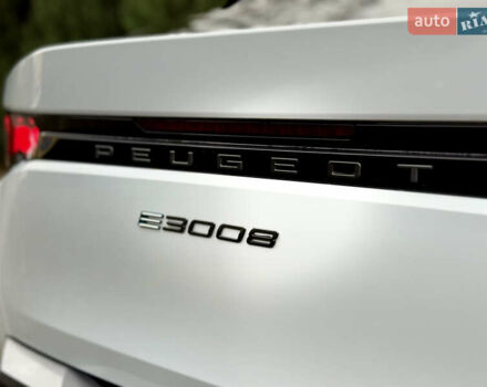 Белый Пежо e-3008, объемом двигателя 0 л и пробегом 1 тыс. км за 37950 $, фото 32 на Automoto.ua