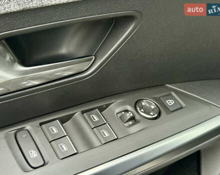 Белый Пежо e-3008, объемом двигателя 0 л и пробегом 1 тыс. км за 37950 $, фото 38 на Automoto.ua