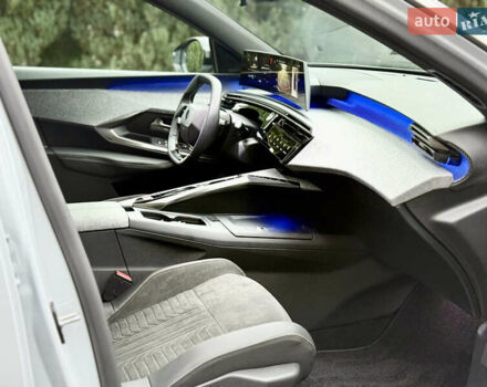 Белый Пежо e-3008, объемом двигателя 0 л и пробегом 1 тыс. км за 37950 $, фото 60 на Automoto.ua