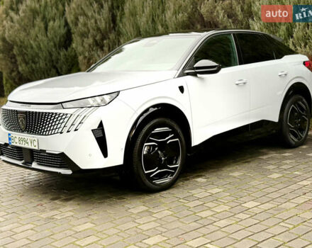 Белый Пежо e-3008, объемом двигателя 0 л и пробегом 1 тыс. км за 37950 $, фото 2 на Automoto.ua