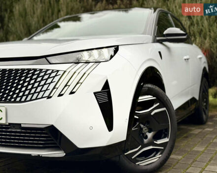 Белый Пежо e-3008, объемом двигателя 0 л и пробегом 1 тыс. км за 37950 $, фото 5 на Automoto.ua