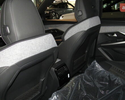 купить новое авто Пежо e-3008 2025 года от официального дилера Автоцентр AUTO.RIA Пежо фото