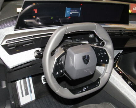 купить новое авто Пежо e-3008 2025 года от официального дилера Автоцентр AUTO.RIA Пежо фото