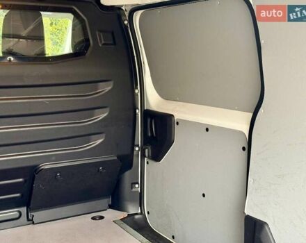 Білий Пежо e-Expert, об'ємом двигуна 0 л та пробігом 118 тис. км за 19999 $, фото 21 на Automoto.ua