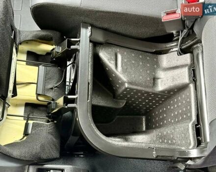 Білий Пежо e-Expert, об'ємом двигуна 0 л та пробігом 118 тис. км за 19999 $, фото 43 на Automoto.ua