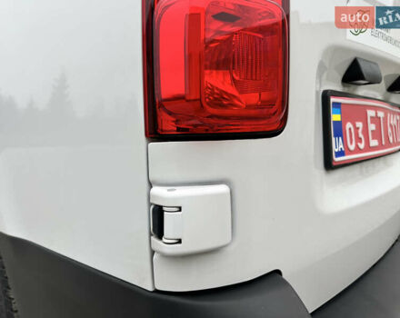 Білий Пежо e-Expert, об'ємом двигуна 0 л та пробігом 14 тис. км за 19700 $, фото 20 на Automoto.ua