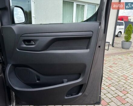 Серый Пежо e-Expert, объемом двигателя 0 л и пробегом 1 тыс. км за 30338 $, фото 45 на Automoto.ua